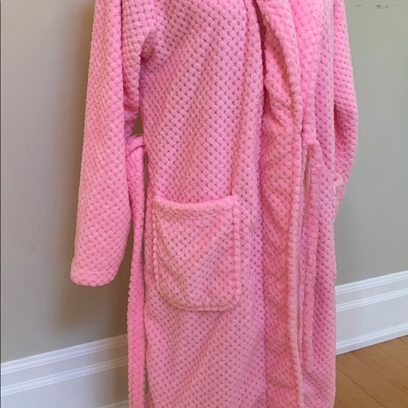 Ardene Furry Robe - Picture 3 of 6